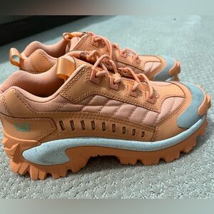 Mens CAT Intruder sneaker size 9